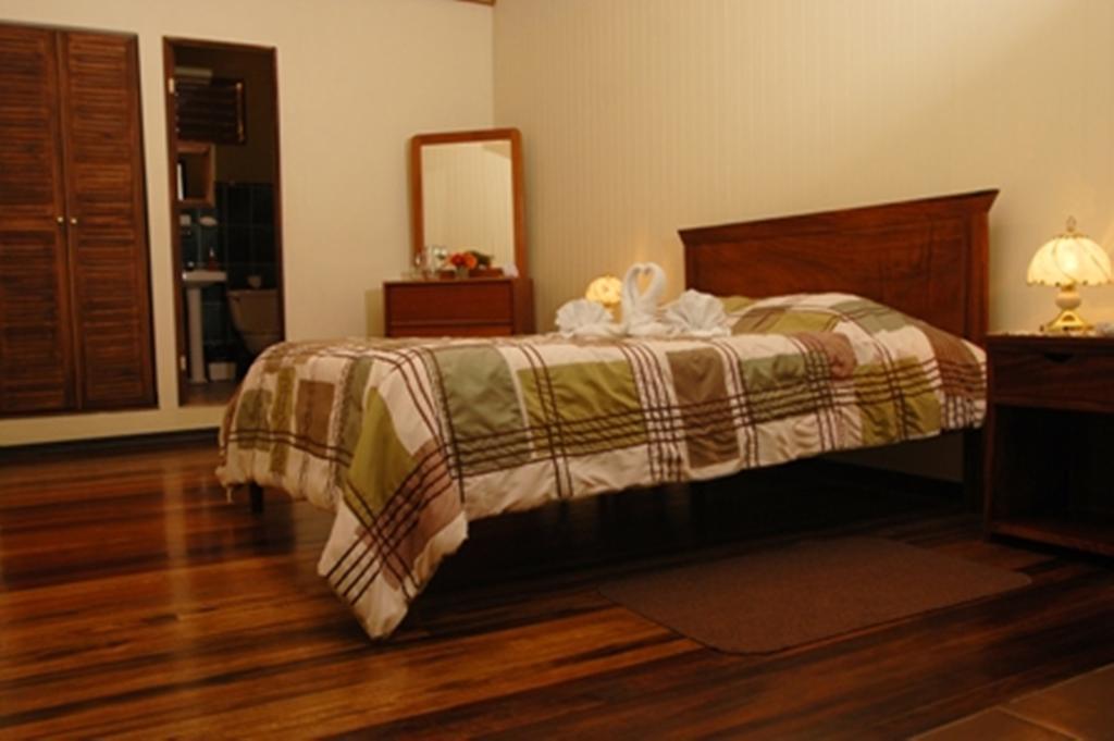 Hotel Las Brumas Cartago Oda fotoğraf