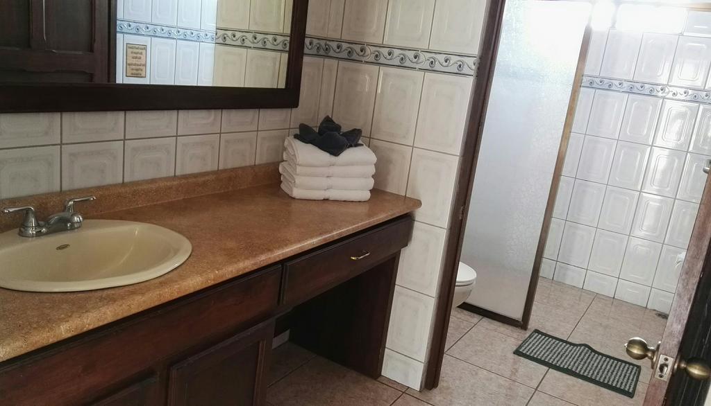 Hotel Las Brumas Cartago Dış mekan fotoğraf