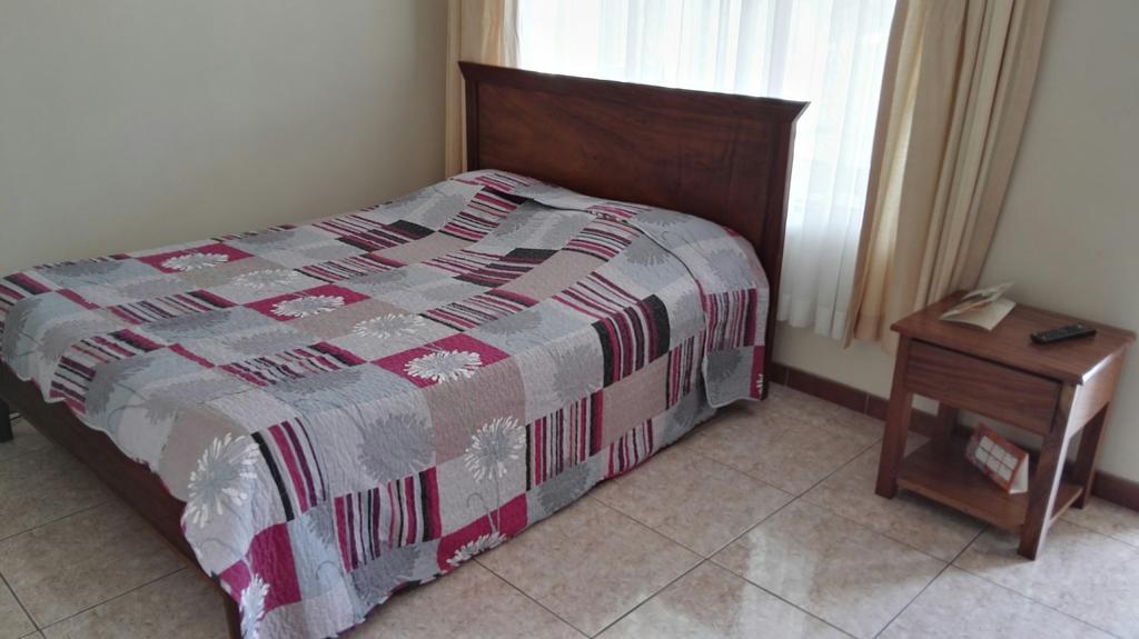 Hotel Las Brumas Cartago Dış mekan fotoğraf