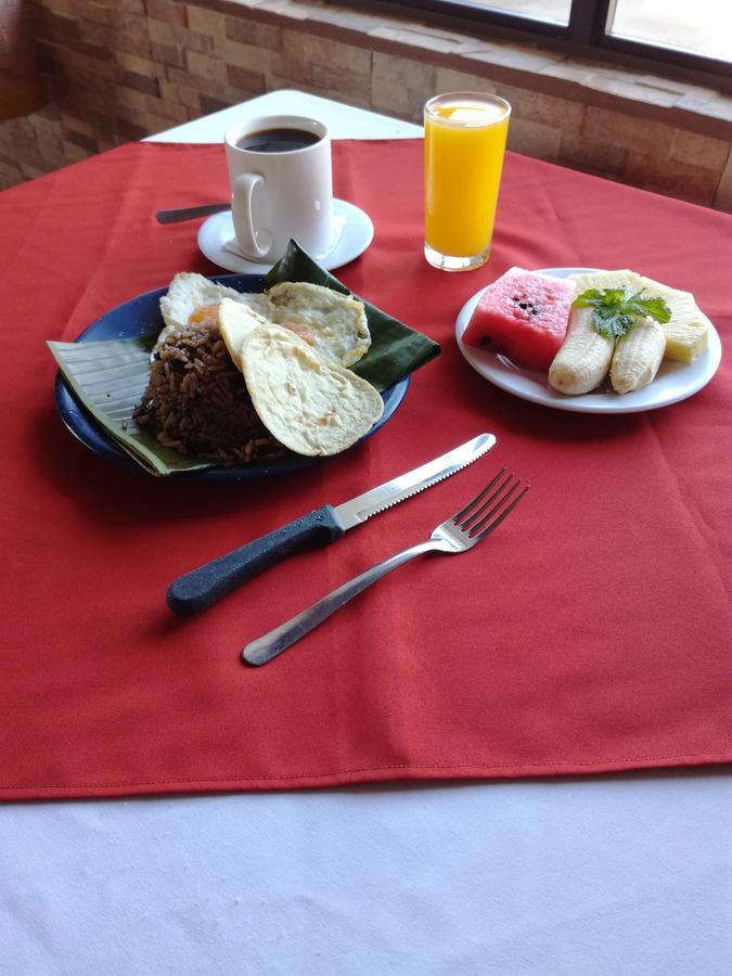 Hotel Las Brumas Cartago Dış mekan fotoğraf