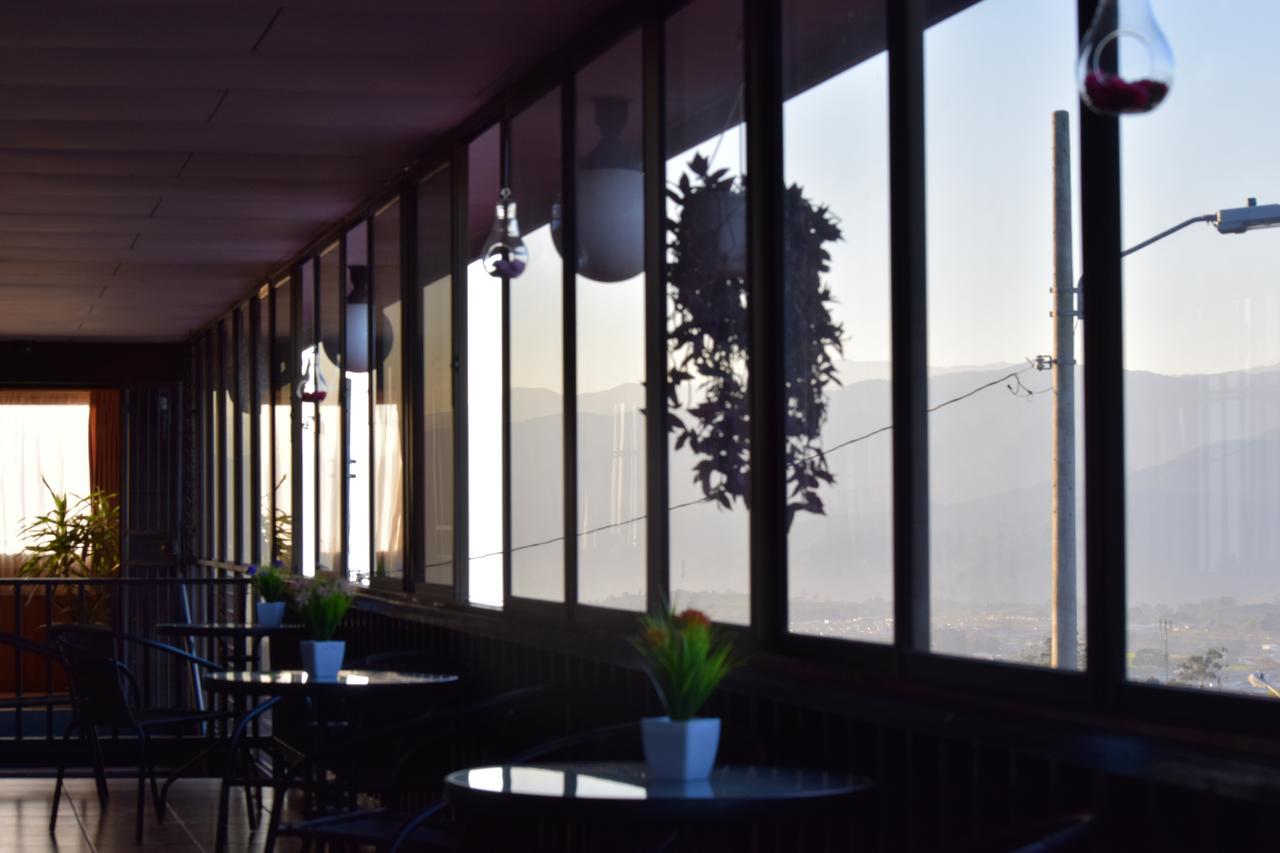 Hotel Las Brumas Cartago Dış mekan fotoğraf